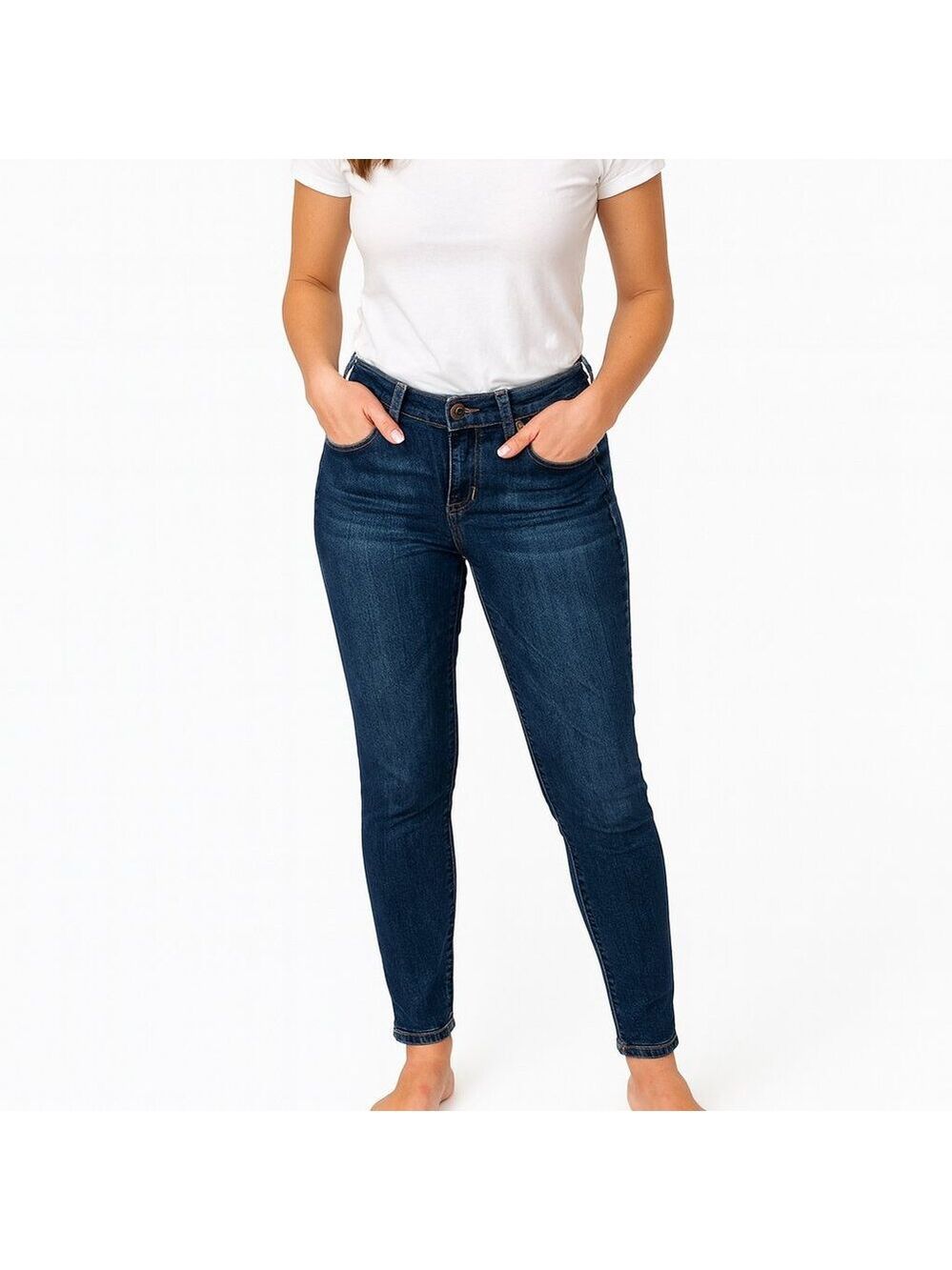 Frank Lyman Skinny Jeans Medium Blue Stretch Denim Slim Fit Classic Casualcore